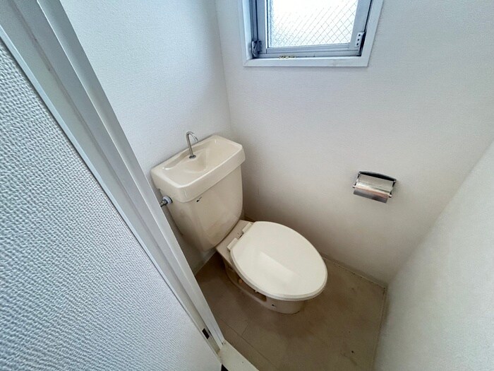 物件内観写真10　(トイレ)