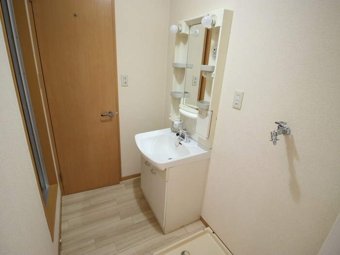 物件内観写真7　(洗面)