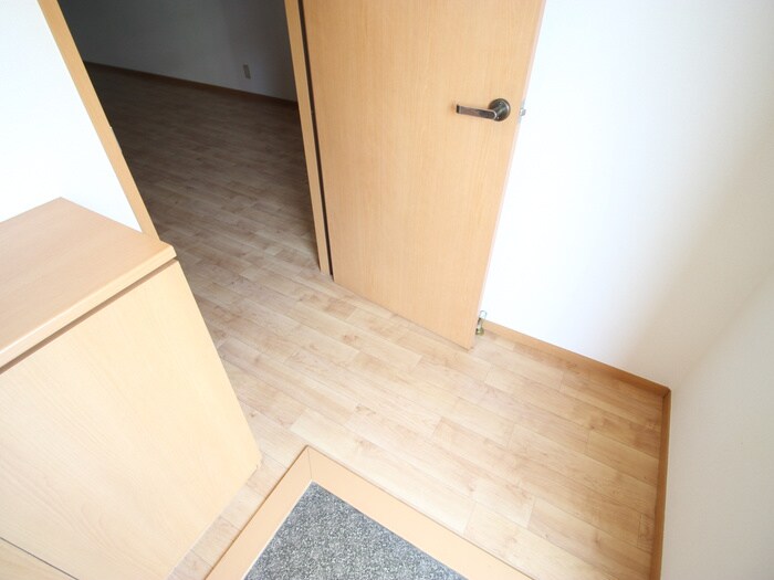 物件内観写真10　(廊下)