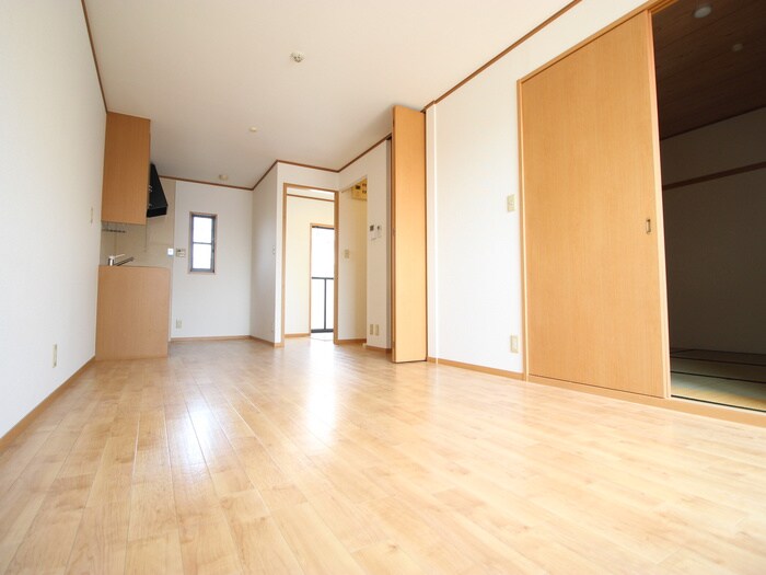 物件内観写真12　(居室)