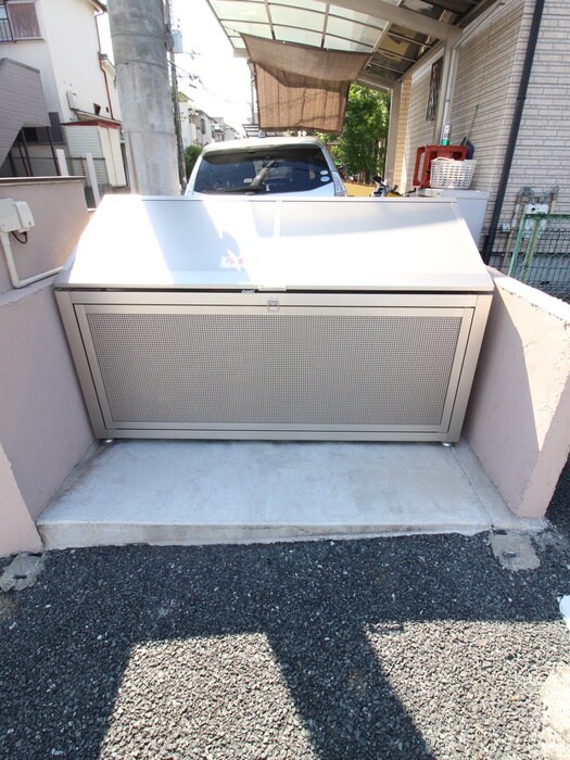 物件外観写真4　(建物設備)