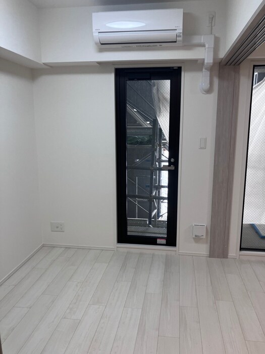 物件内観写真11　(居室)