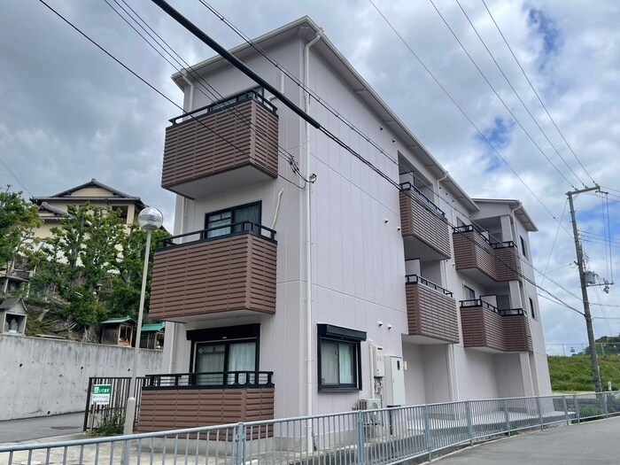 物件外観写真2　(外観写真)