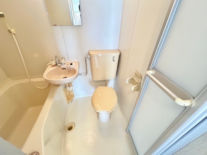 物件内観写真13　(トイレ)