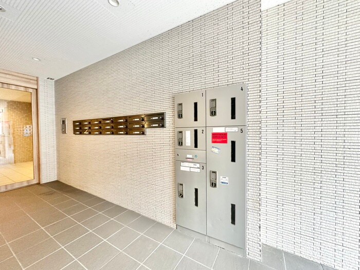 物件外観写真4　(建物設備)