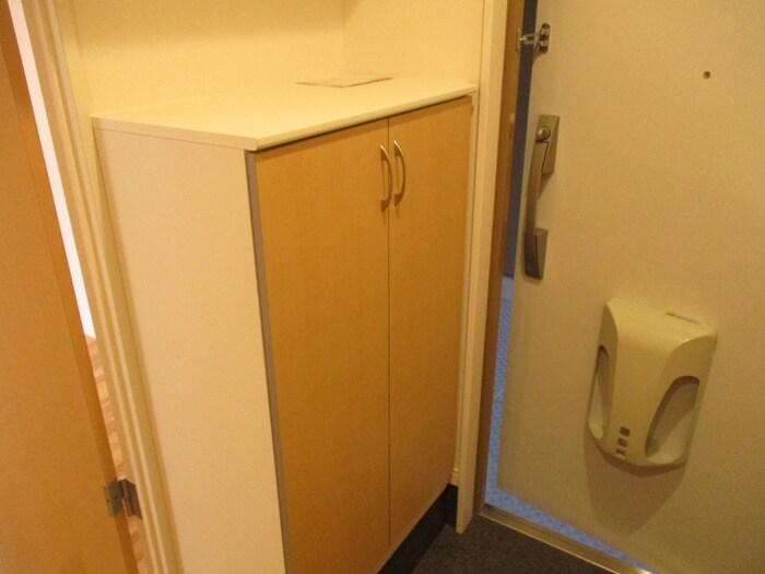 物件内観写真18　(靴箱)