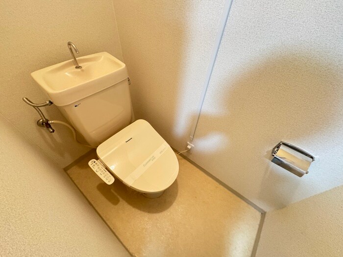 物件内観写真9　(トイレ)