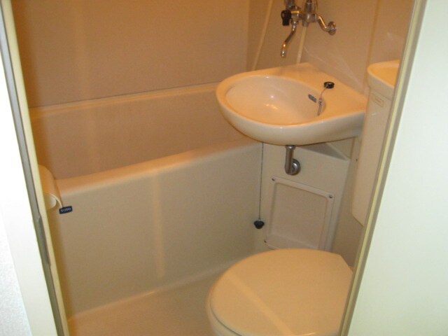 物件内観写真12　(バス／シャワールーム等)