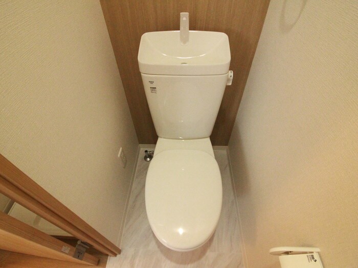 物件内観写真11　(トイレ)