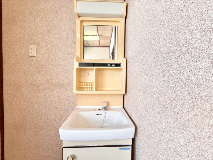 物件内観写真9　(洗面)