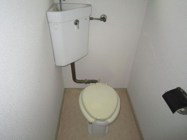 物件内観写真11　(トイレ)