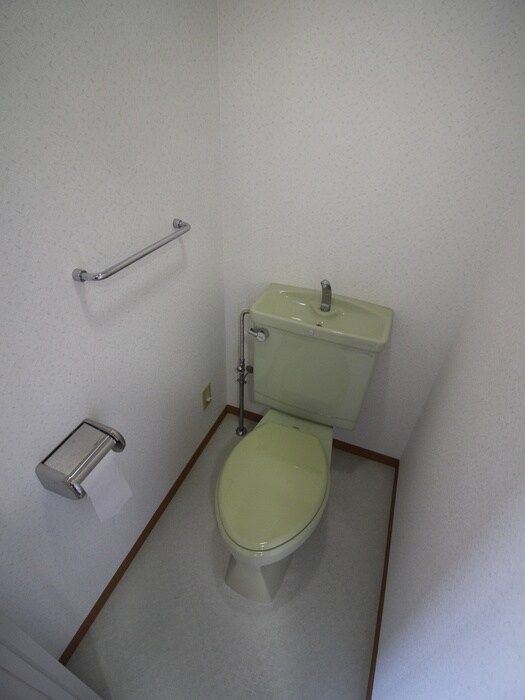 物件内観写真13　(トイレ)