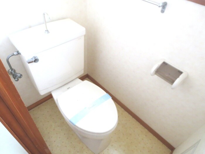 物件内観写真14　(トイレ)