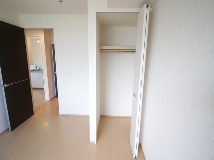 物件内観写真16　(収納)