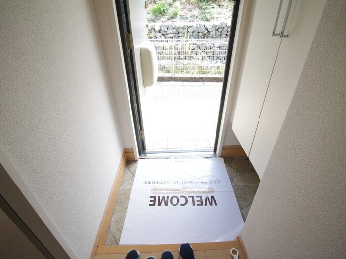 物件内観写真19　(玄関)