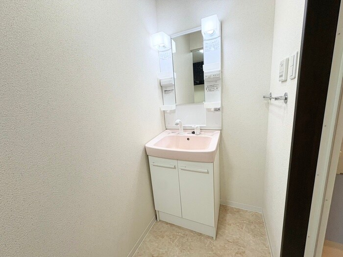 物件内観写真11　(洗面)