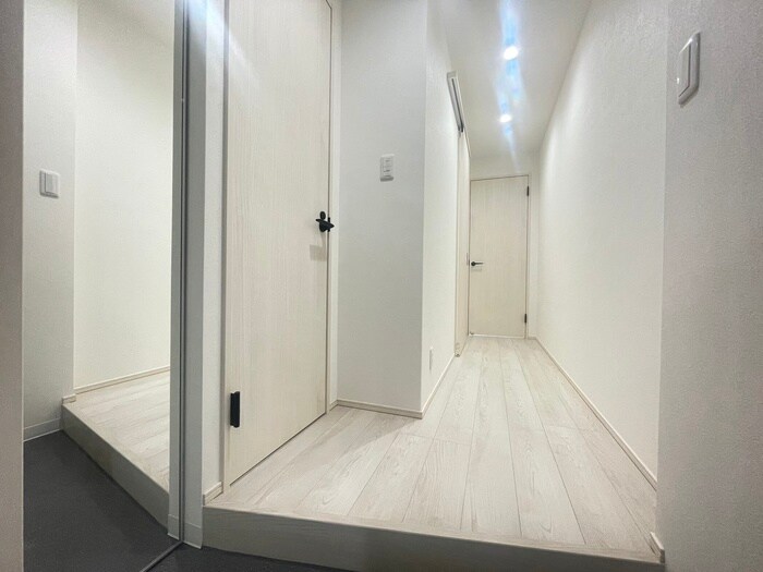 物件内観写真16　(廊下)