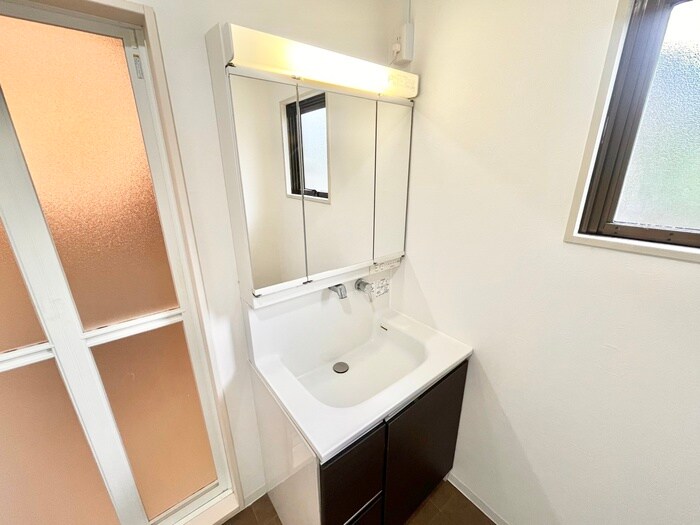 物件内観写真14　(洗面)