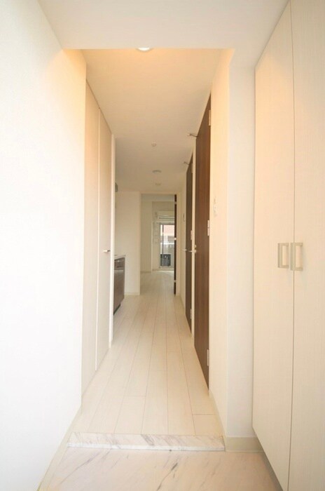 物件内観写真7　(廊下)