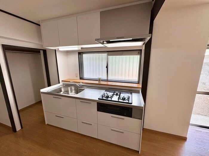 物件内観写真1　(キッチン)