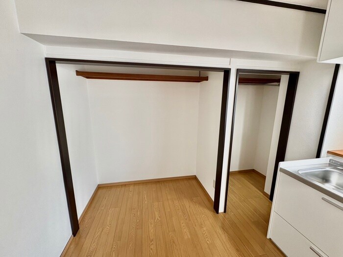 物件内観写真7　(収納)