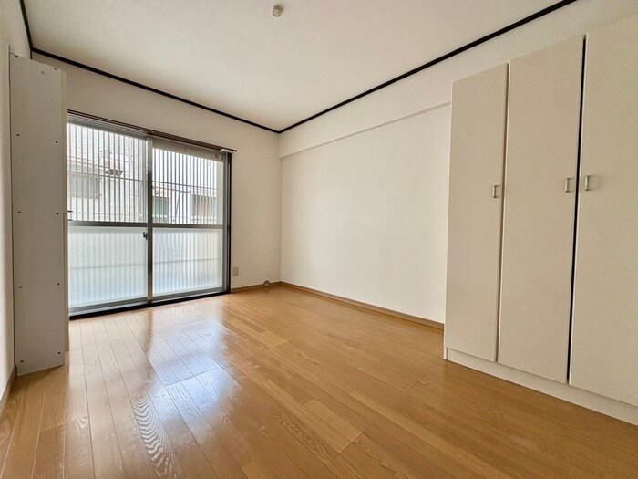 物件内観写真13　(居室)