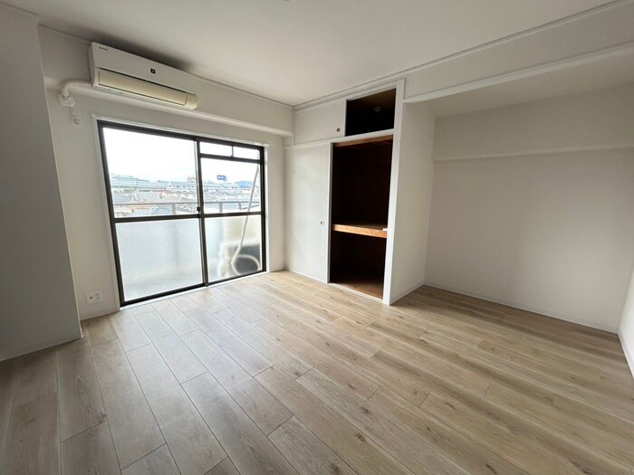 物件内観写真13　(居室)