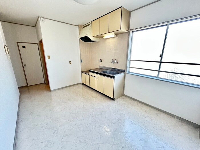 物件内観写真7　(居室)