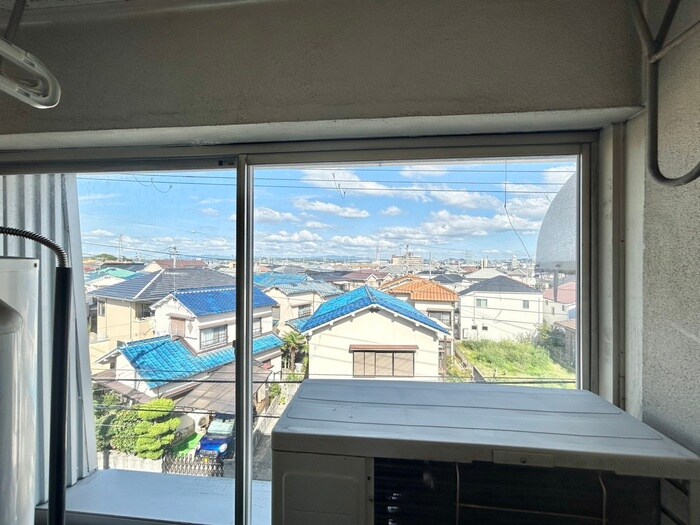 物件内観写真22　(室内からの展望)