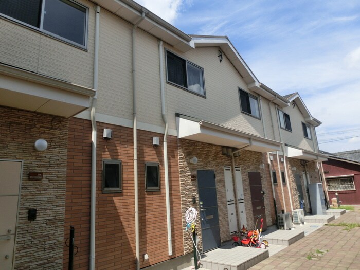 物件外観写真5　(外観写真)