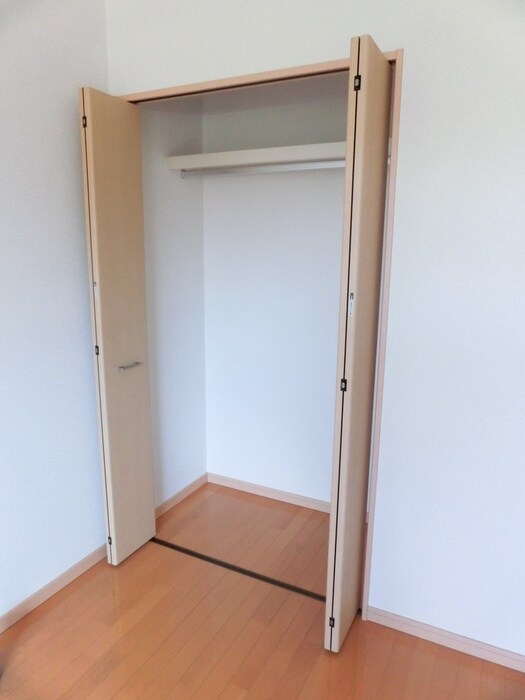 物件内観写真14　(収納)