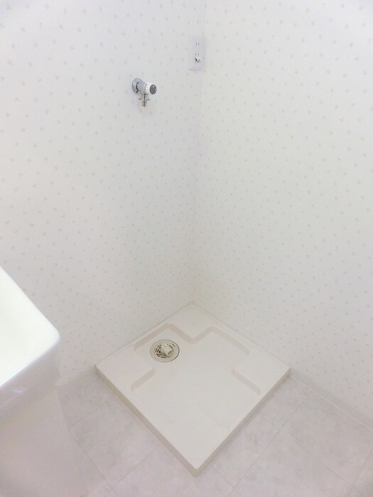 物件内観写真22　(洗濯機置場)