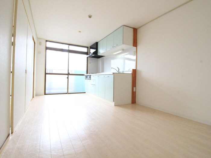 物件内観写真7　(居室)