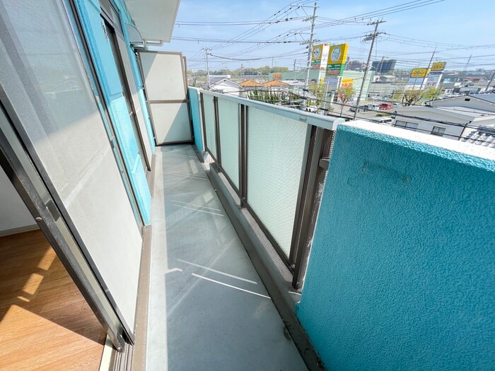 物件内観写真22　(室内からの展望)