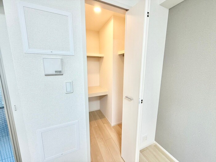 物件内観写真17　(収納)