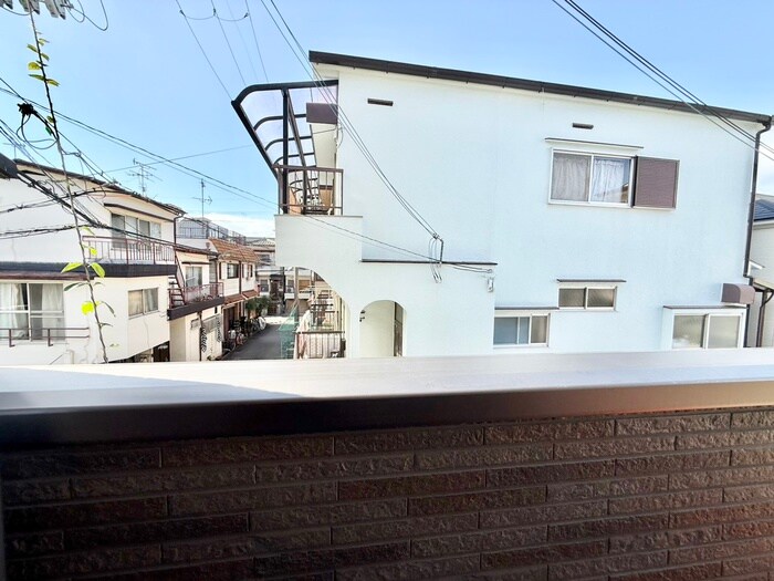 物件内観写真20　(室内からの展望)