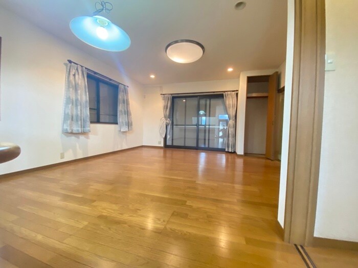 物件内観写真6　(居室)