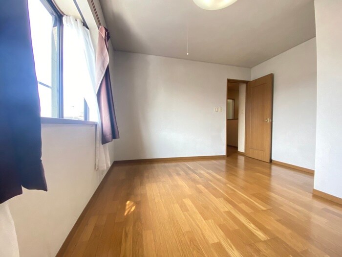 物件内観写真9　(居室)