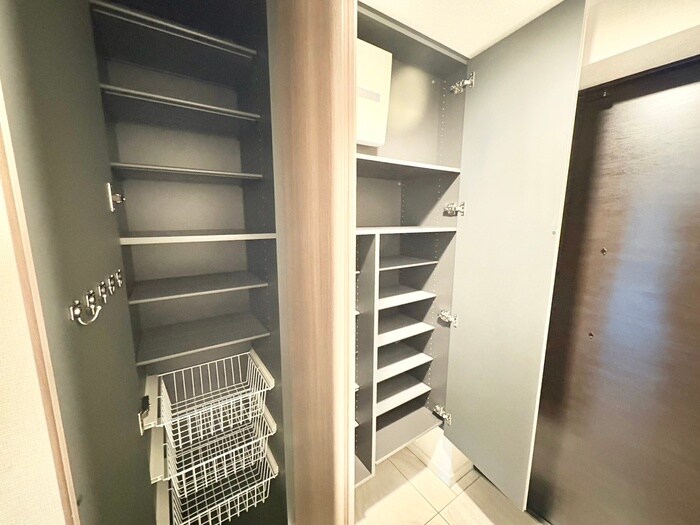 物件内観写真16　(靴箱)