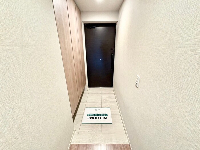 物件内観写真17　(玄関)