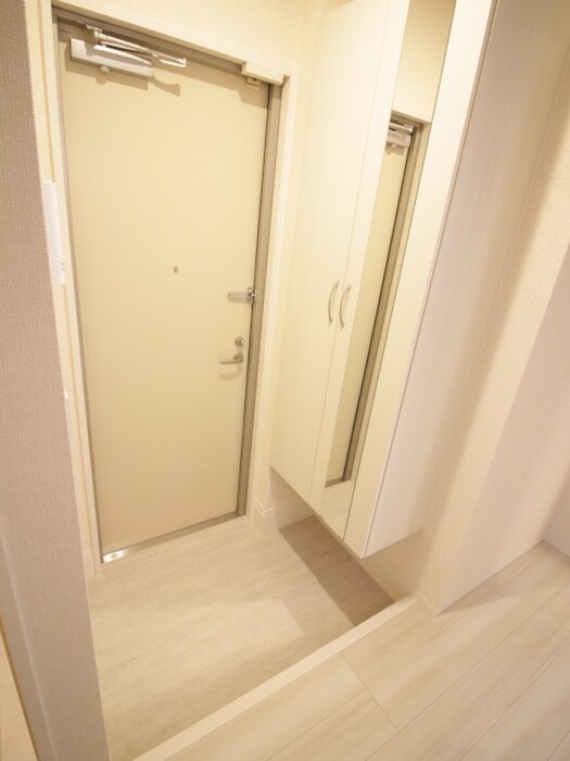 物件内観写真20　(玄関)