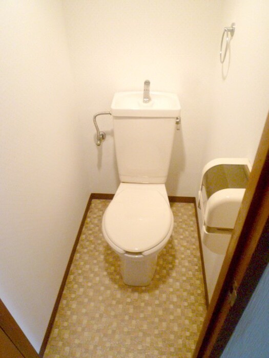 物件内観写真16　(トイレ)