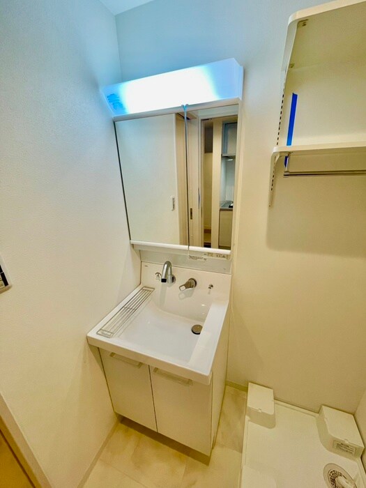 物件内観写真9　(洗面)