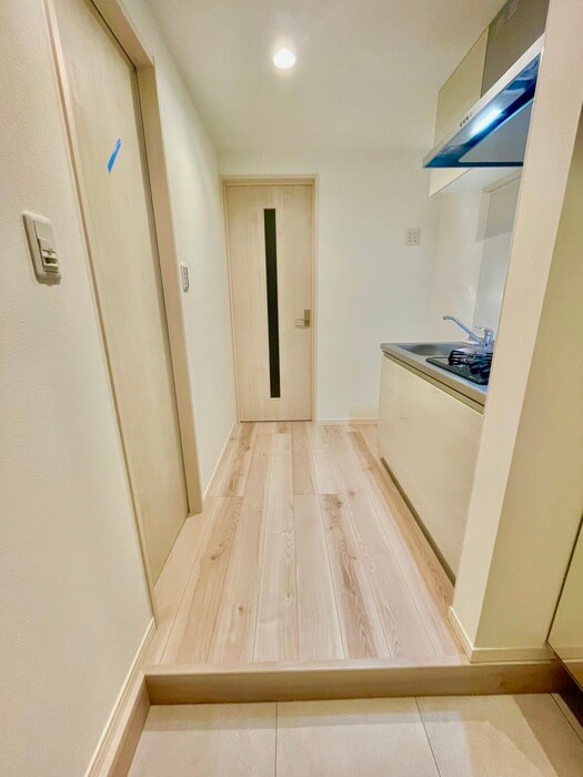 物件内観写真12　(廊下)