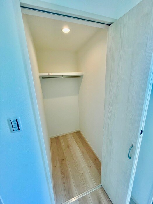 物件内観写真13　(収納)