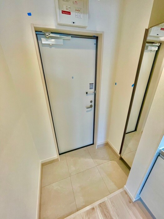 物件内観写真14　(玄関)