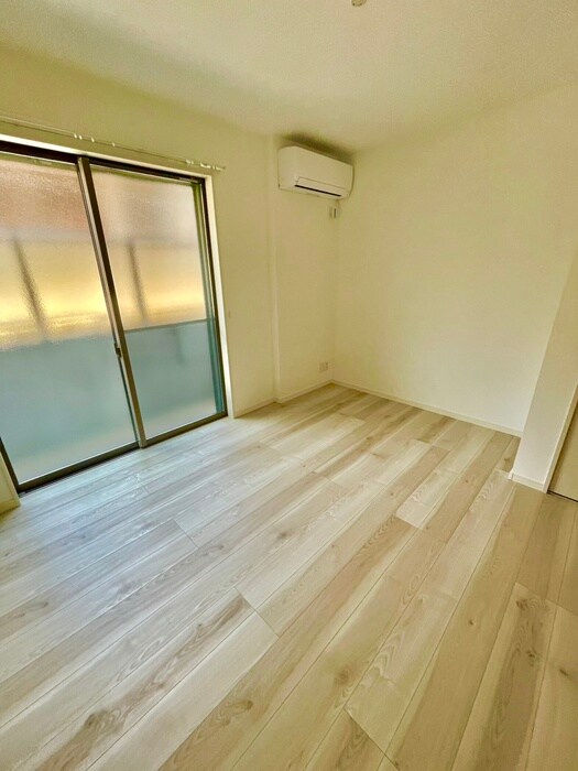 物件内観写真18　(居室)