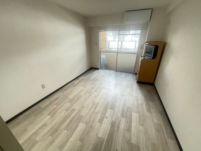 物件内観写真13　(居室)