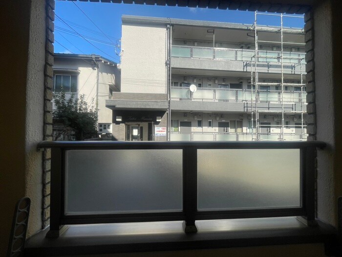 物件内観写真22　(室内からの展望)