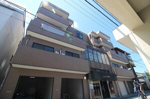 ヴィラパークサイド外観写真
